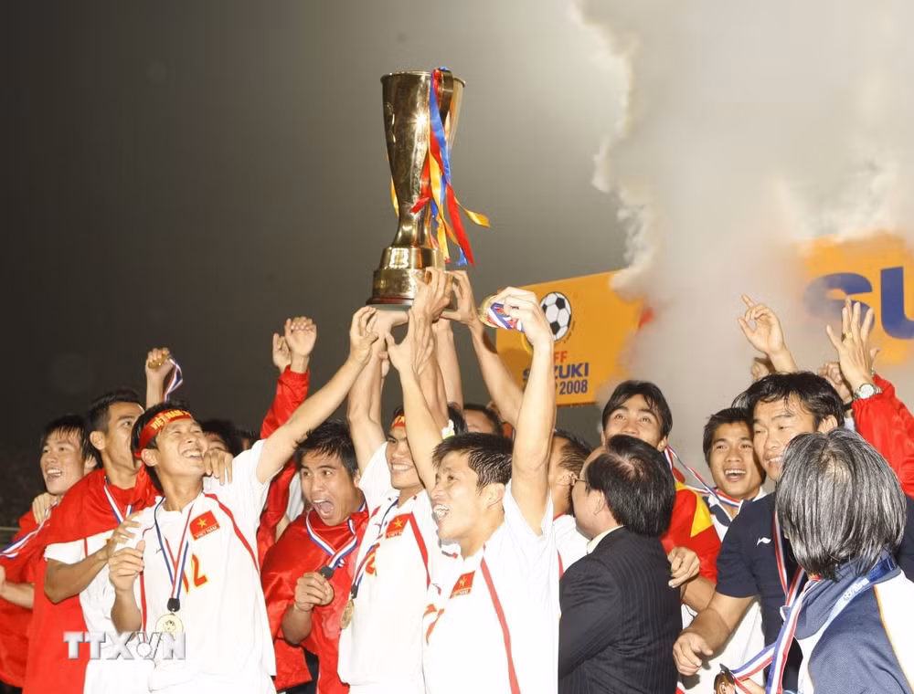 ttxvn-aff-cup-2008-viet-nam-vo-dich-2108-3.jpg