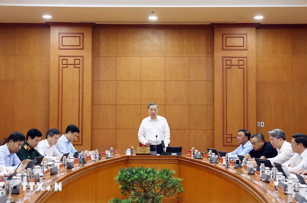 ttxvn-tong-bi-thu-chu-tich-nuoc-chu-tri-phien-hop-thu-hai-thuong-truc-ban-chi-dao-trung-uong-ve-sua-doi-bo-sung-dieu-le-dang-1609.jpg