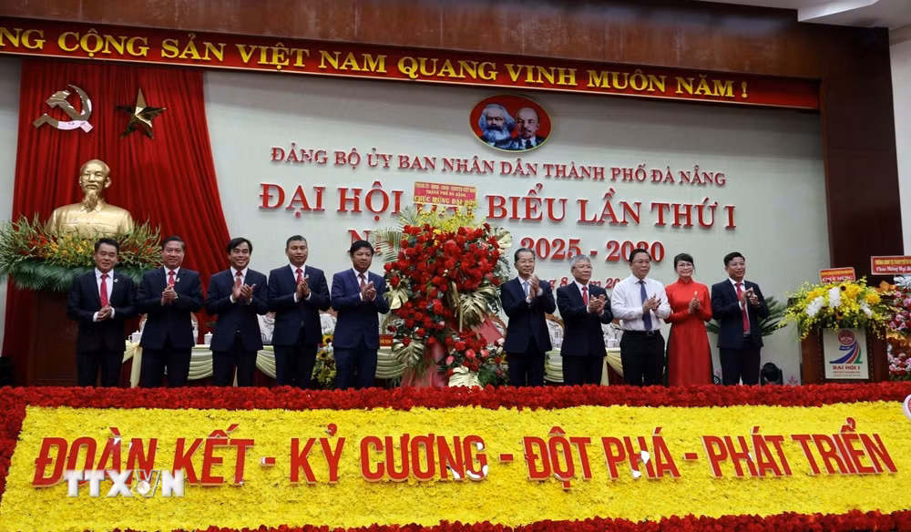ttxvn-xay-dung-thanh-pho-da-nang-tro-thanh-cuc-tang-truong-kinh-te-cua-viet-nam-01-2.jpg