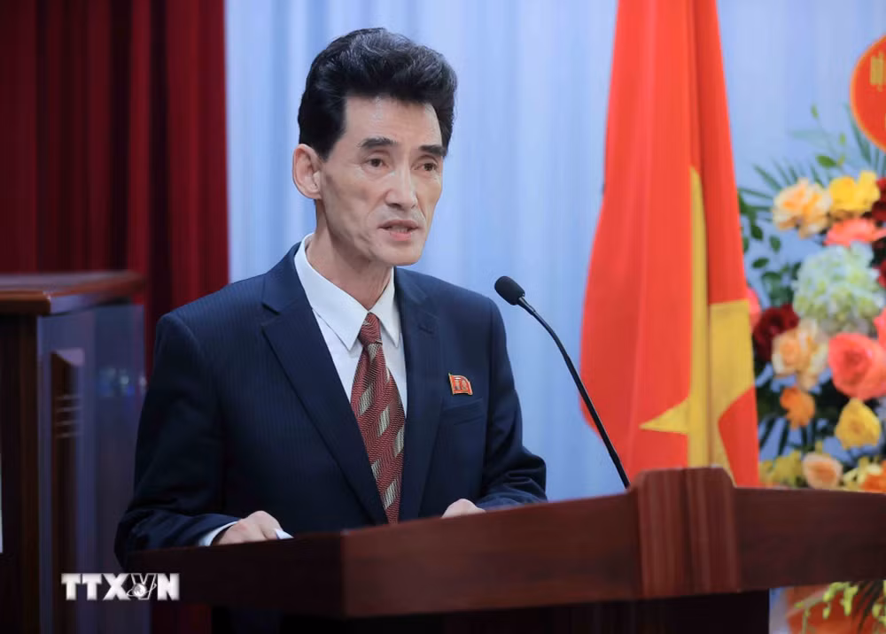 ttxvn-tong-bi-thu-to-lam-du-le-ky-niem-95-nam-thanh-lap-hoi-lien-hiep-phu-nu-viet-nam-0210-5.jpg