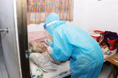 Kỷ niệm 76 năm TTXVN: Phóng viên trưởng thành từ tác nghiệp COVID-19