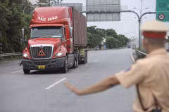 Hà Nội: Không kiểm tra người, phương tiện qua các chốt kiểm soát dịch