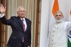 Thủ tướng Ấn Độ Narendra Modi và người đồng cấp Malaysia Najib Abdul Razak trước cuộc gặp. (Nguồn: PTI Photo)
