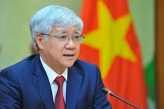 Chủ tịch Ủy ban Trung ương Mặt trận Tổ quốc Việt Nam Đỗ Văn Chiến phát biểu tại buổi điện đàm. (Ảnh: Minh Đức/TTXVN)