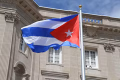 Mỹ và Cuba hoàn tất quá trình tái thiết lập quan hệ ngoại giao