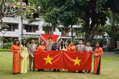 Đoàn học sinh Việt Nam giành 6 huy chương. (Ảnh: Đỗ Quyên/Vietnam+)
