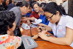 Đẩy mạnh công tác chăm sóc và phát huy vai trò người cao tuổi