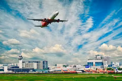 Vietjet có đội tàu bay trẻ trung, hiện đại với tuổi bình quân chỉ 2,7 năm. (Ảnh: CTV/Vietnam+)