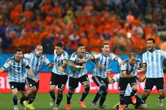 Không còn "phép màu" van Gaal, Hà Lan nhìn Argentina vào chung kết