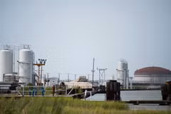 Cơ sở xử lý khí tự nhiên hóa lỏng (LNG) tại bang Louisiana, Mỹ. (Ảnh: AFP/TTXVN)
