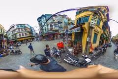 [Hình ảnh 360] “Ngã tư quốc tế” Tạ Hiện ồn ào và tấp nập