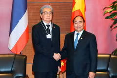 Thủ tướng Nguyễn Xuân Phúc tiếp Phó Thủ tướng Thái Lan Somkid Jatusripitak nhân dịp sang dự Hội nghị ACMECS 7, CLMV 8 và WEF-Mekong. (Nguồn: TTXVN)