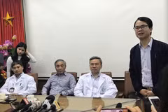 Bác sỹ Nguyễn Hồng Phong (khoa Nhi, Bệnh viện Bạch Mai) chia sẻ. (Ảnh: PV/Vietnam+)