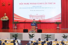 Chủ tịch Quốc hội Nguyễn Thị Kim Ngân phát biểu tại Hội nghị ngoại giao lần thứ 30. (Ảnh: Trọng Đức/TTXVN)