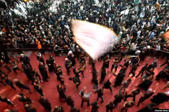Những người hành hương Hồi giáo Shi'ite tại lễ tưởng niệm Arbaeen ở Karbala năm 2018. (Nguồn: en.radiofarda.com)