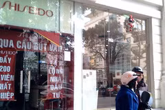 Một cửa hàng Shiseido trong chuỗi phân phối của Thủy Lộc bị đóng cửa. (Nguồn: Thủy Lộc)
