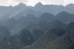 Cảnh "rừng đá" trên cao nguyên đá Đồng Văn, Hà Giang. (Ảnh: Minh Tâm/TTXVN)