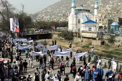 Biểu tình đòi rút lực lượng quốc tế ở Afghanistan. (Nguồn: Getty Images)