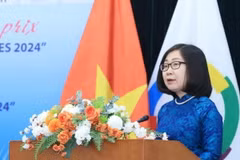 Phó Tổng giám đốc TTXVN Đoàn Thị Tuyết Nhung phát biểu tại lễ trao giải cuộc thi "Phóng viên trẻ Pháp ngữ." (Ảnh: Tuấn Anh/TTXVN)