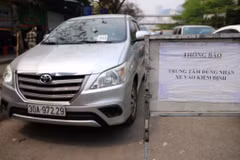 Hà Nội: Tái diễn tình trạng các phương tiện xếp hàng dài chờ đăng kiểm