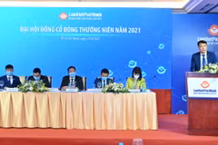 Ban lãnh đạo LienVietPostBank tại Đại hội. (Ảnh: Vietnam+)