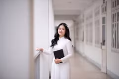 Đỗ Hà Linh giành giải Nhất trong kỳ thi học sinh giỏi quốc gia năm học 2023-2024 môn tiếng Trung. (Ảnh: Thanh Vân/TTXVN)