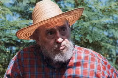 Lãnh tụ Cuba Fidel Castro trong đời sống thường nhật ngày 22/10/2012. (Ảnh: EPA/TTXVN)
