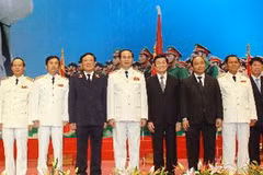 Chủ tịch nước Trương Tấn Sang, Phó Thủ tướng Nguyễn Xuân Phúc cùng các đại biểu tham dự lễ kỷ niệm. (Ảnh: Doãn Tấn/TTXVN)