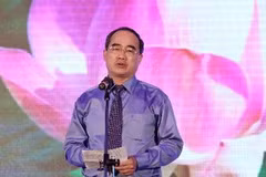 Phó Thủ tướng Nguyễn Thiện Nhân phát biểu tại buổi lễ. (Ảnh Lâm Khánh/TTXVN)