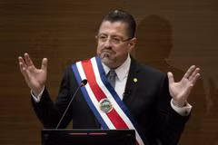 Tổng thống Costa Rica Rodrigo Chaves. (Ảnh: AFP/TTXVN)