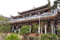 Các đình chùa là khu vực hoạt động ưa thích của nhóm đối tượng trộm cắp này. (Ảnh minh họa: chuatangphuc.com)