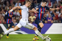 Barcelona tủi hổ rời Champions League sau thảm bại trước Bayern