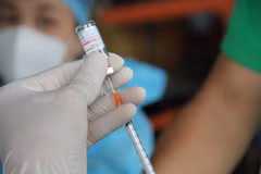 Mỗi nhân viên y tế phải là tuyên truyền viên về tiêm vaccine