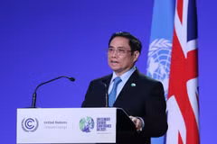 Thủ tướng Phạm Minh Chính phát biểu tại Hội nghị Thượng đỉnh khí hậu trong khuôn khổ Hội nghị lần thứ 26 các Bên tham gia Công ước khung của Liên hợp quốc về Biến đổi khí hậu (COP26). (Ảnh: Dương Giang/TTXVN)