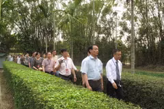 Triển lãm ảnh về đề tài Đảng trên quê hương Bác Hồ