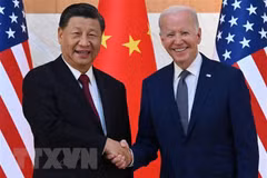 Tổng thống Mỹ Joe Biden (phải) và Chủ tịch Trung Quốc Tập Cận Bình tại cuộc gặp trước thềm Hội nghị thượng đỉnh G20 ở Bali, Indonesia, ngày 14/11/2022. (Ảnh: AFP/TTXVN) 