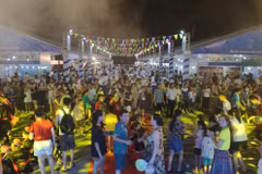 Liên hoan Ẩm thực Quảng Ninh năm 2023 hấp dẫn du khách. (Nguồn: Cổng Thông tin Điện tử tỉnh Quảng Ninh) 