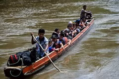 Người di cư tới trung tâm tiếp nhận người tị nạn ở Lajas Blancas, Darien, Panama, ngày 28/6/2024. (Ảnh: Getty Images/TTXVN)