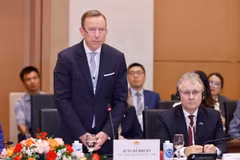 Chủ tịch Hội đồng Kinh doanh châu Âu-ASEAN Jens Rübbert phát biểu. (Ảnh: Doãn Tấn/TTXVN)