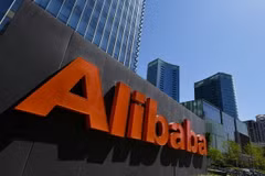 Biểu tượng Alibaba tại văn phòng của tập đoàn ở Bắc Kinh, Trung Quốc. (Ảnh: AFP/TTXVN)