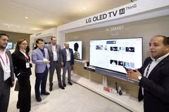 Mẫu TV của hãng LG được giới thiệu tại hội chợ ở Seoul của Hàn Quốc. (Ảnh: Yonhap/TTXVN)