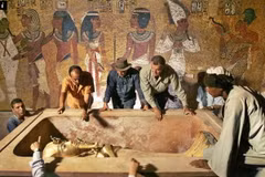 Ai Cập dựng bản sao lăng mộ Pharaoh Tutankhamun