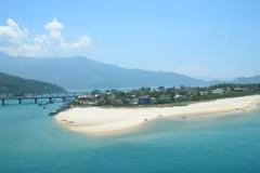 [Video] Khám phá Vịnh Lăng Cô - vùng đất đẹp đến từng hơi thở
