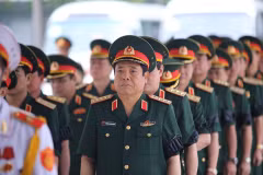 Đại tướng Phùng Quang Thanh tại lễ viếng sáng 30/6. (Ảnh: Minh Sơn/Vietnam+)
