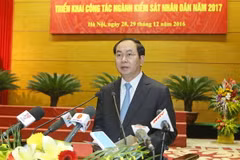 Chủ tịch nước Trần Đại Quang phát biểu chỉ đạo Hội nghị triển khai công tác ngành Kiểm sát nhân dân năm 2017. (Ảnh: Nhan Sáng/TTXVN)