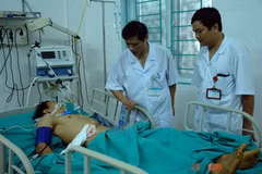 Cứu sống một bệnh nhân bị cây gỗ đâm xuyên qua người
