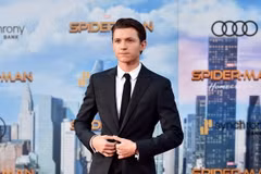 Nam diễn viên Tom Holland tại buổi công chiếu "Người nhện: Trở về nhà" tại nhà hát TCL ở Hollywood, California ngày 28/6. (Nguồn: AFP/TTXVN)