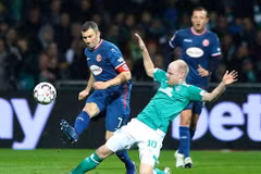 Fortuna Düsseldorf và Werder Bremen sẽ phải cạnh tranh tấm vé đá play-off tranh suất trụ hạng.