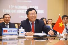 Phó Thủ tướng, Bộ trưởng Bộ Ngoại giao Phạm Bình Minh đồng chủ trì Hội nghị trực tuyến Bộ trưởng Mekong-Nhật Bản lần thứ 13. (Ảnh: Diễm Quỳnh - TTXVN phát)