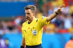 Trọng tài Italy bắt trận chung kết World Cup đã từng "bẻ còi"